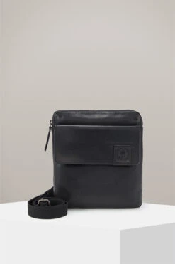 Strellson Kleine Schultertasche Hyde Park, Schwarz